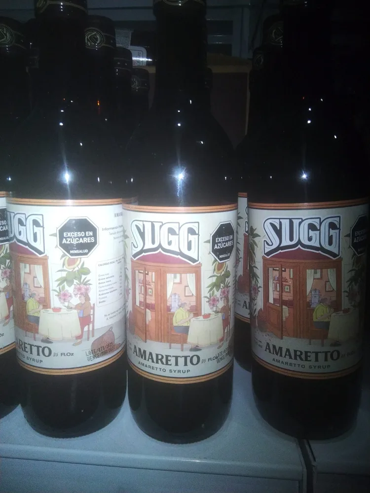 Sugg Syrup Premium Amaretto x750ml